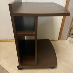 サイドテーブルの画像