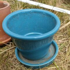 植木鉢/陶器/2個で150円/基本、引き取り限定でお願いします！の画像