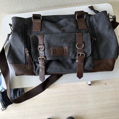 ショルダーバッグの画像
