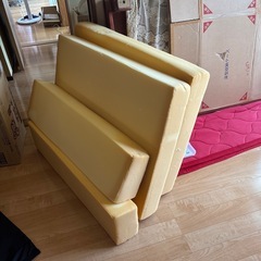 シングルサイズ折りたたみソファマットレスのスポンジのみ