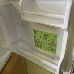 東10w 1ドア冷蔵庫の画像