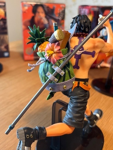 ?ワンピース　フィギュア他　
