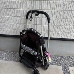 ベビーカーグレコ GRACOコンパクト 折りたたみ式 の画像