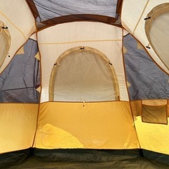 Colemanテントの画像