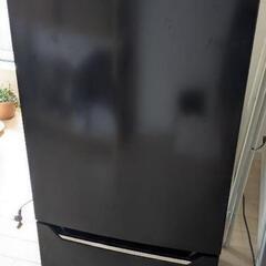冷蔵庫　Hisense製　HR-D15CBの画像