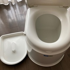ポータブルトイレ美品