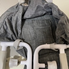 リッチェル　あんよがぶらぶらしないテーブルチェアの画像
