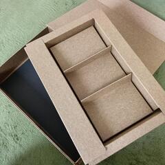 小箱の画像