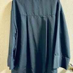 新品 ブラウスの画像