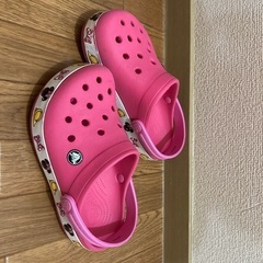 crocsサンダル ミニー柄 ピンク　約20cmの画像