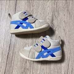 アシックス ファーストシューズの画像