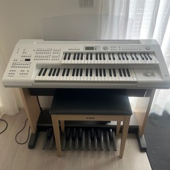ピアノ 卸売シリーズ！！国産猫脚デザイン美品 (ピアノ卸売直販