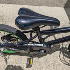 お話し中　自転車　子供用自転車の画像