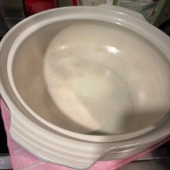 大きい鍋の画像
