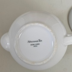 Afternoon Tea ティーポット　お皿の画像