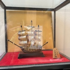 船の置物の画像