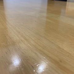 ダイニングテーブルと椅子✖️4セットの画像