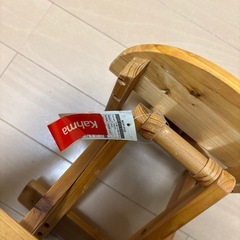 小さな椅子、台の画像