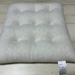 無印良品　クッション