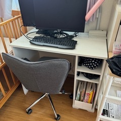 【7/7まで】【値引き】IKEA卓＆デスクチェア の画像