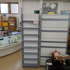 突っ張り式 壁面収納棚 状態良  高さ調節可 在庫2個【こちらは店舗です。浜村鹿野温泉ICから3分 買取本舗 宮本リサイクル 営業時間9～19時 定休日水曜のみ←連絡できませんm(_ _)m】の画像