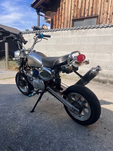中華 ： モンキー 125Ccです。 市役所で50ccに登録もできます（^^）滋賀県　現車確認すぐにできる方優先します！