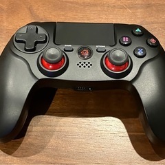 プレステ4 PlayStation 4 本体 500GB CUH-1000A+新品のコントロール2個セットの画像