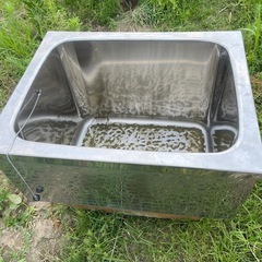 ステンレス製　浴槽　お風呂　バスタブ　水槽　貯水タンク