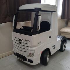 電動乗用ラジコン メルセデス ベンツ アクトロス トラック Benz Actros はたらく車 乗用玩具 電動乗用玩具 子供 乗れる おもちゃ 玩具 キッズカー 幼児 誕生日 プレゼントの画像