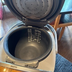 炊飯器の画像
