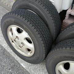 ホイール付きスタッドレスタイヤ