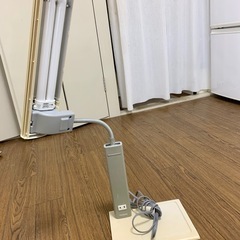 デスクランプ　読書用の画像