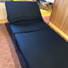 ！お値引！　折り畳みベッド の画像