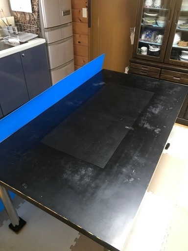 ダイニングテーブル