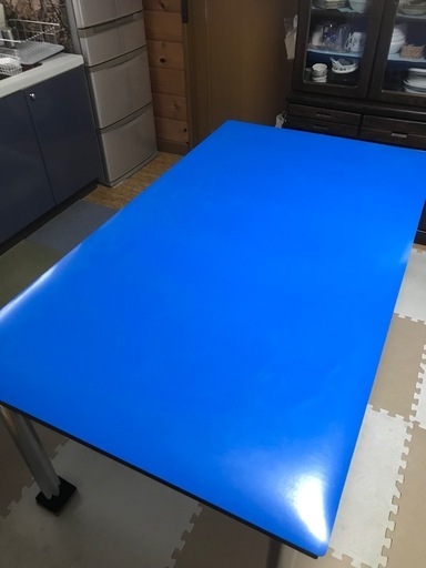 ダイニングテーブル