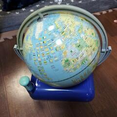 しゃべる地球儀の画像