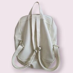 女子小学生向け『リュックサック』美品ですの画像