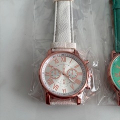 新品　未使用腕時計２本セットの画像
