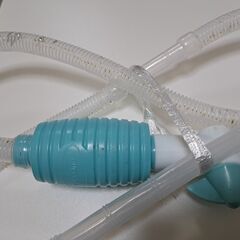 水替えポンプ（水量調整コック付き）の画像