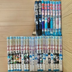 極美品　終末のワルキューレ　1巻〜11巻　【おまけ】ドラゴンボール幽遊白書ハンターハンター 29冊　全40冊の画像