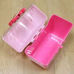 【7月21日　最終処分】　無料　HUGっと！プリキュア　リボンとペンダントケース　横25㎝×奥行き14㎝×高さ21㎝　おもちゃ　中古品の画像