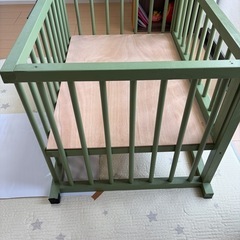 (7/7 本日まで)手作りベビーベッドの画像