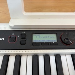 電子ピアノの画像
