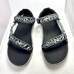 TEVA サンボーン 24cm モノトーン柄 軽量スポサン 街もアウトドアも◎の画像