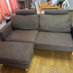 1番の方と交渉中です。ソファー