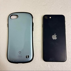 中古　64GB iPhone SE3 アイホン　スマホ　の画像