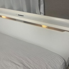 ニトリ ダブルベッド 収納つきの画像