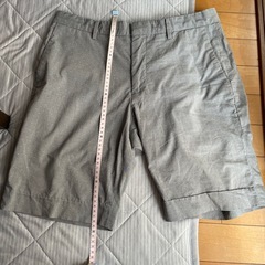 ユニクロ　グレー ドット柄 ショートパンツ 約30インチ　Mサイズ