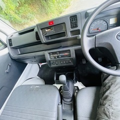ダイハツハイゼットトラック　S510P MT 4WD R2年　1067KM 車検9年　7月までの画像