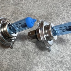 H4  ベッドランプ　ホワイト系　　の画像